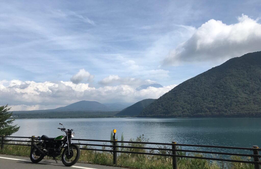 山梨ツーリング　富士山富士五湖　精進湖